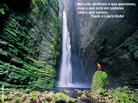 Alegria: Foto do Cânion da Fumacinha na Chapada Diamantina